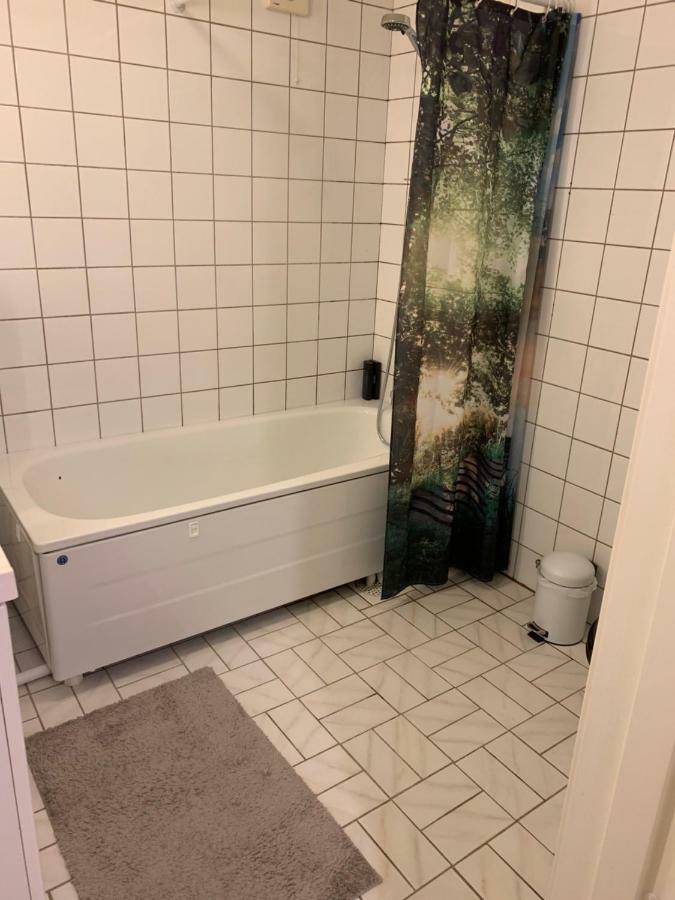 לקנס Cozy & Private Room In The Middle Of Lofoten מראה חיצוני תמונה