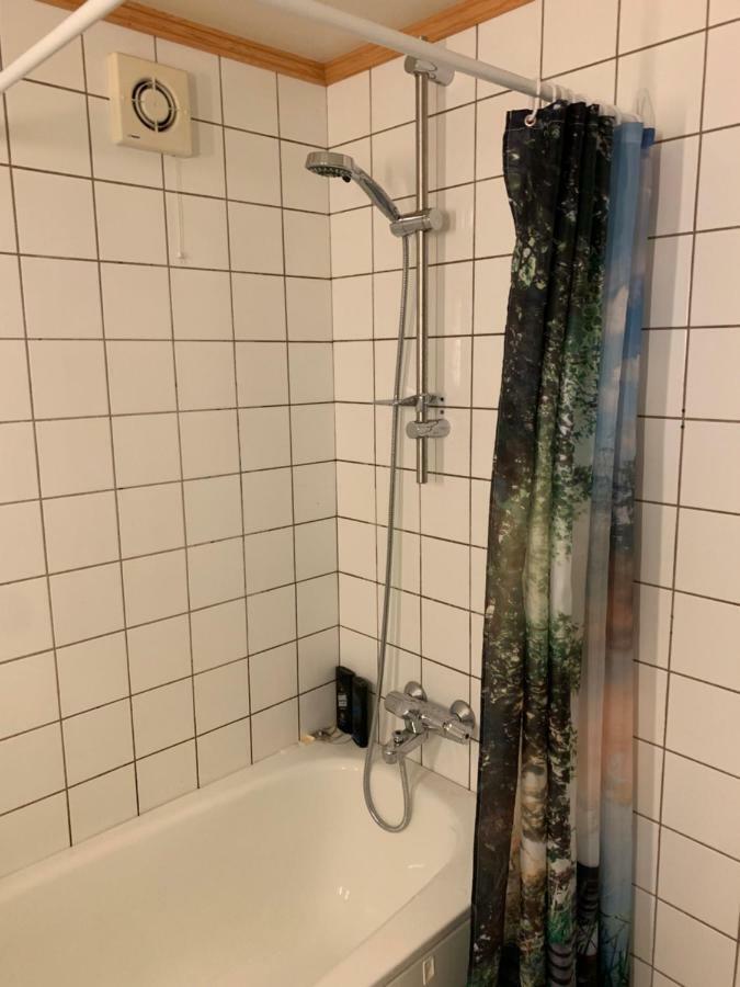 לקנס Cozy & Private Room In The Middle Of Lofoten מראה חיצוני תמונה
