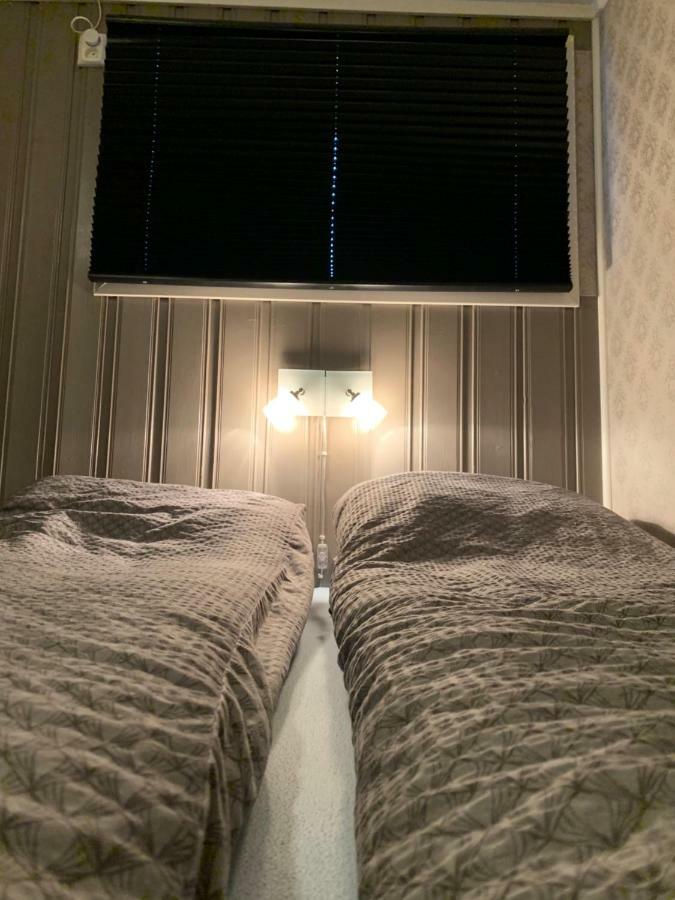 לקנס Cozy & Private Room In The Middle Of Lofoten מראה חיצוני תמונה